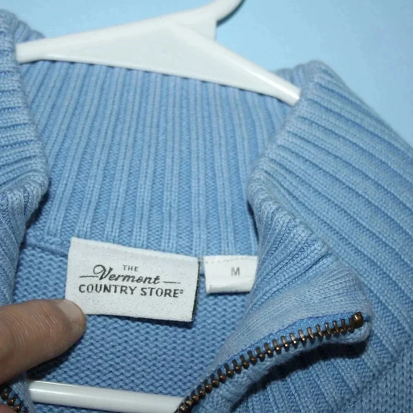 The Vermont Country Store Zip Up Medium Sweater with Pockets Modest - Picture 7 of 15